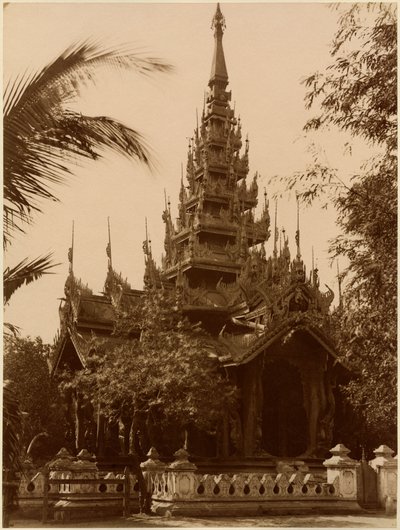 Temple in Mandalay, Burma by Unbekannt Unbekannt